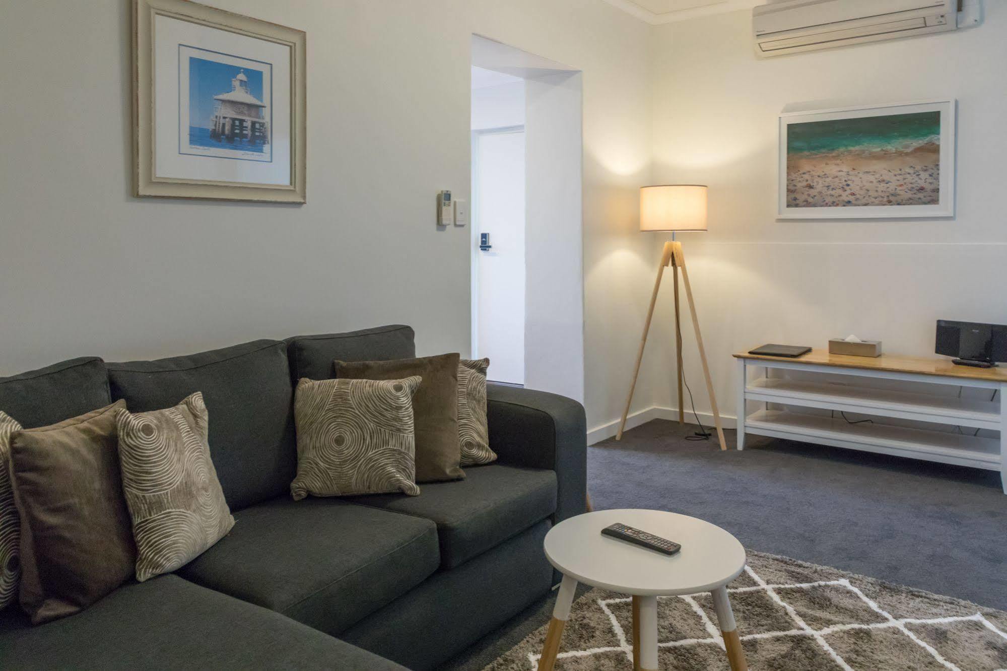 Bay 10 - Suites And Apartments Port Lincoln Eksteriør billede