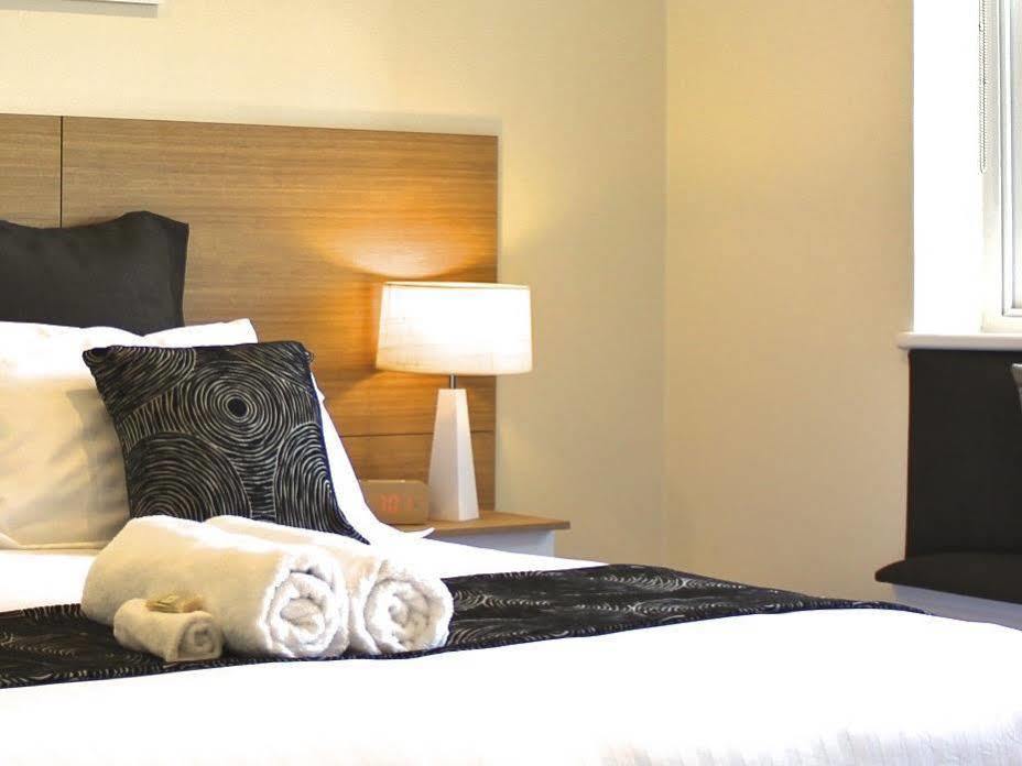Bay 10 - Suites And Apartments Port Lincoln Eksteriør billede